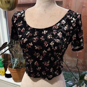Forever 21 Black Floral Velvet Crop Top